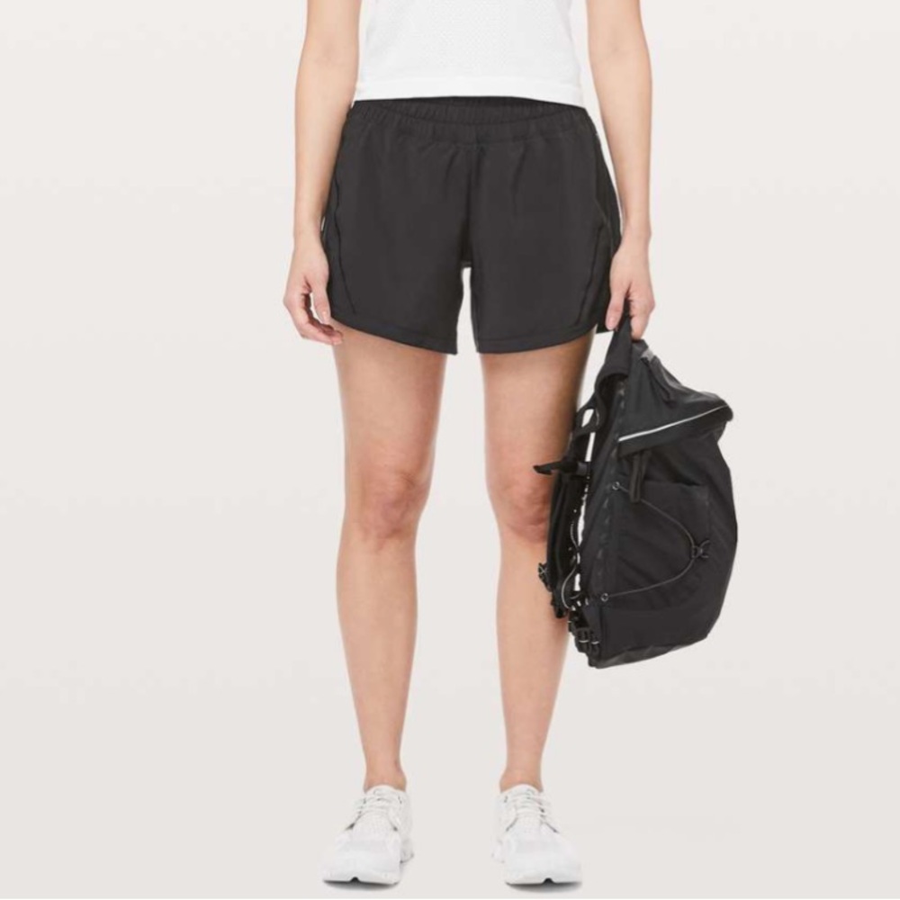 Lululemon track that short - sz 8